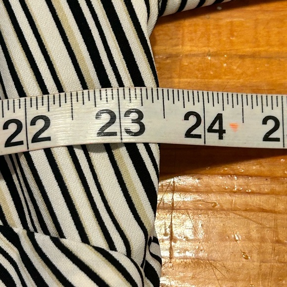 1X Worthington Easy Care Stretch black white & gold stripe button up shirt - Picture 12 of 15